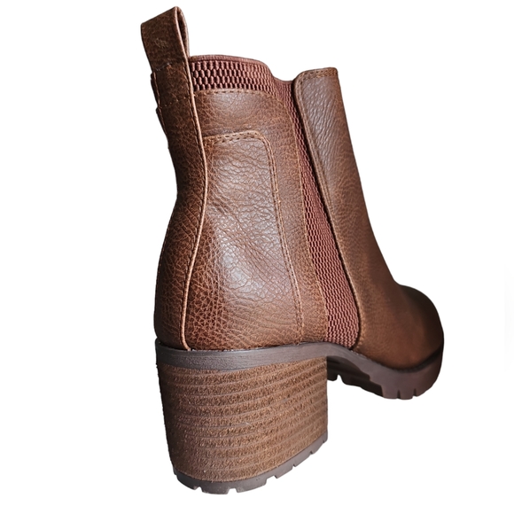 MIA Brown Chelsea Ankle Boots - size 7.5 - Picture 5 of 5